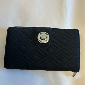 Bella Taylor Black Quilted Zip Wallet